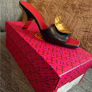 Elegant Black and Gold Women's Heels